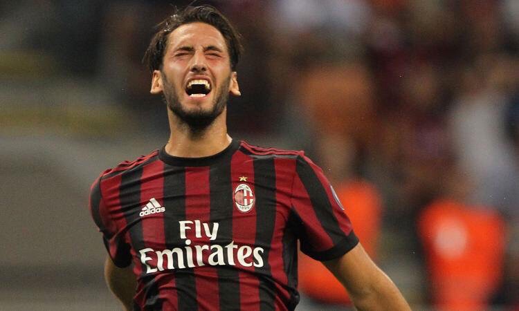 Milan-Spal, i convocati: out Calabria, Musacchio e Calhanoglu Milan Spal convocati