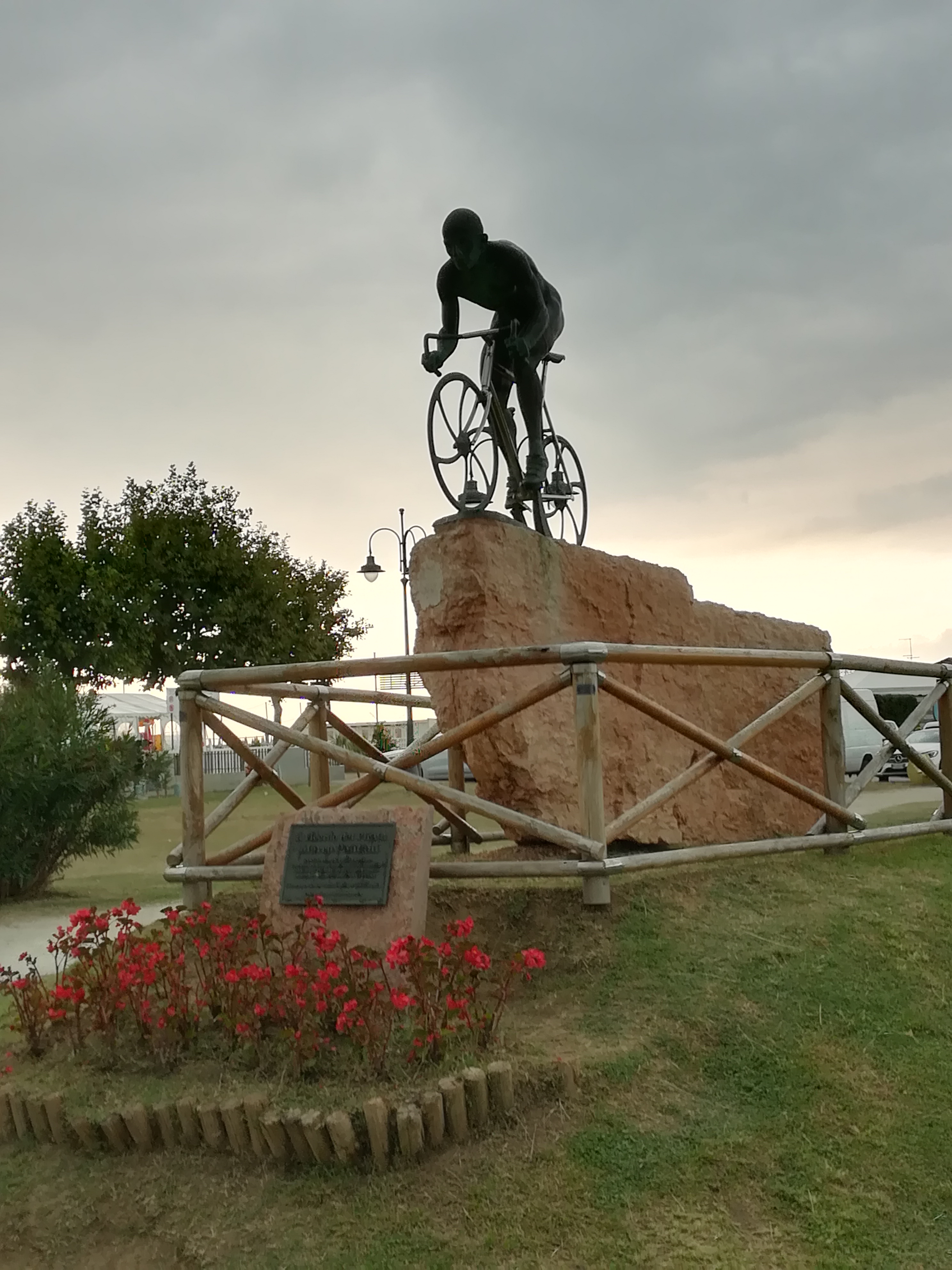 Monumento Marco Pantani Cesenatico - Daily Milan