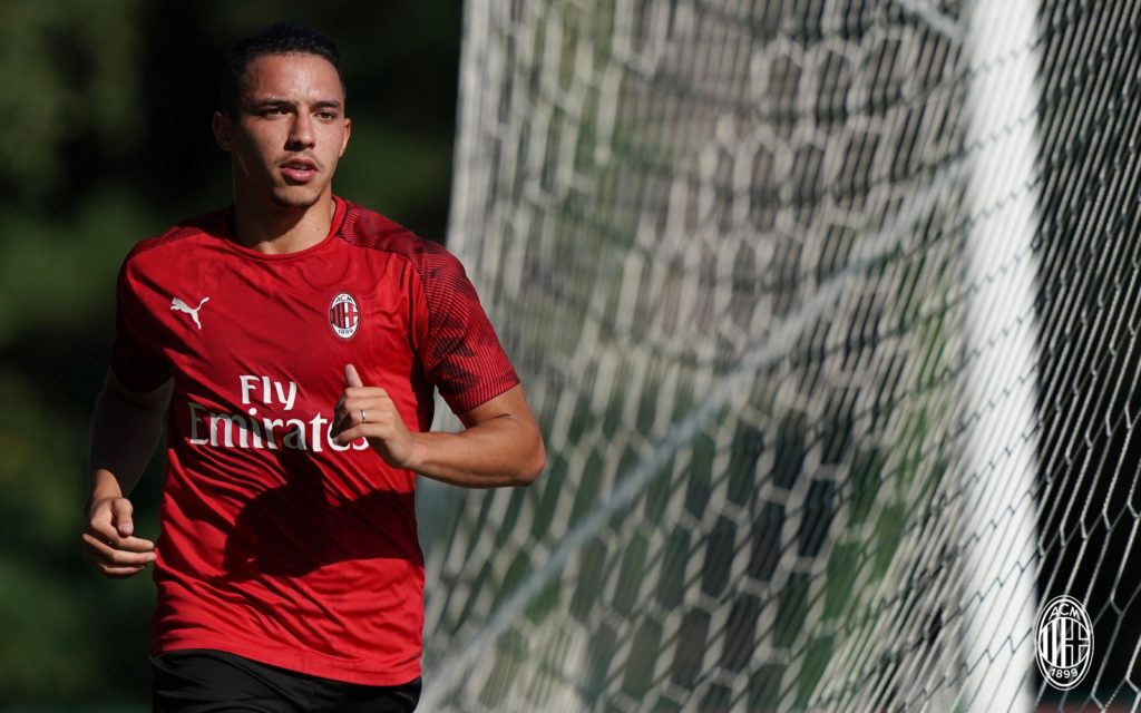 Ismael Bennacer. Fonte: acmilan.com