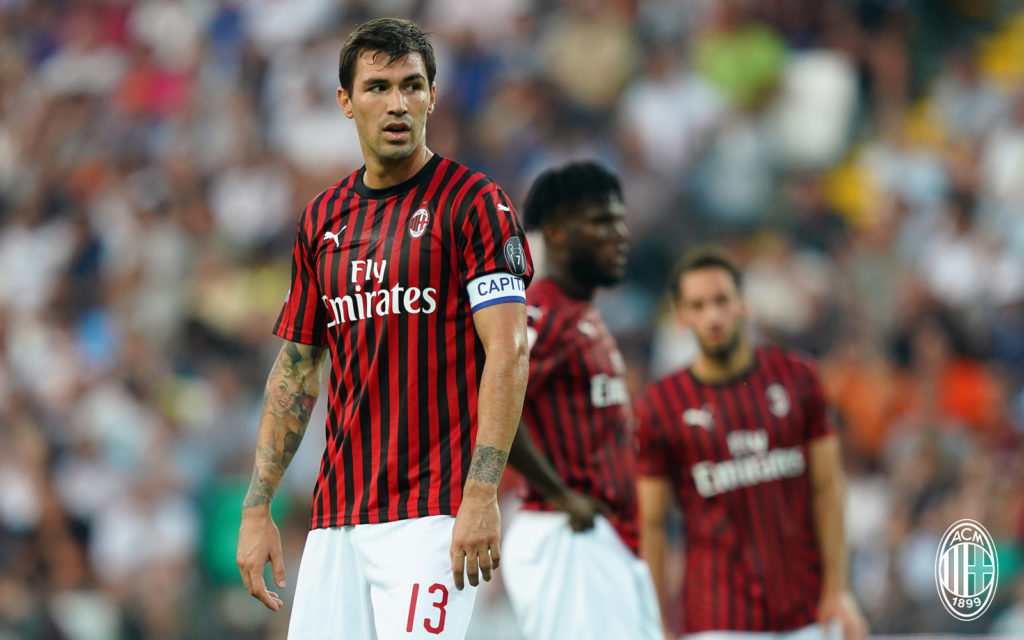 Alessio Romagnoli. Fonte: acmilan.com