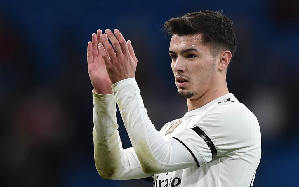 Brahim Díaz è un calciatore spagnolo di origini marocchine, centrocampista o ala, del Real Madrid e della nazionale Under-21 spagnola.