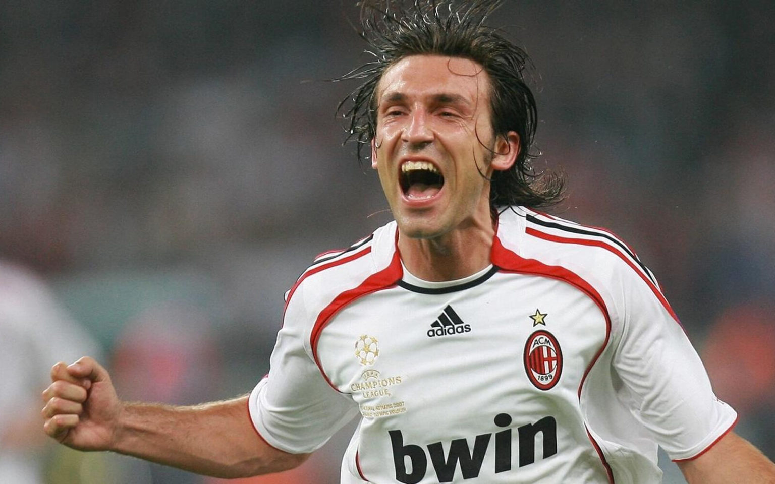 Milan, Andrea Pirlo ha svelato un clamoroso retroscena Andrea Pirlo, al Milan dal 2001 al 2011.