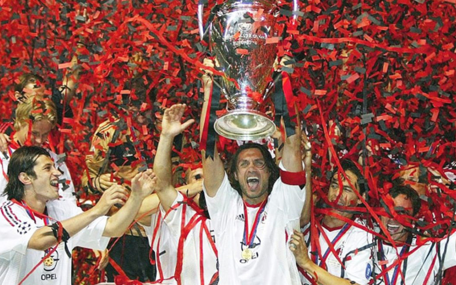 Juve-Milan dal sapore di Champions, come nel 2003