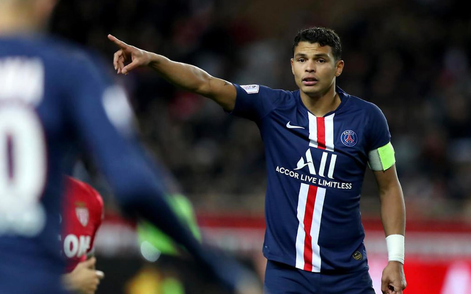 Calciomercato Milan, offerta folle del PSG per Donnarumma: Thiago Silva e soldi. La cifra Thiago Silva Milan