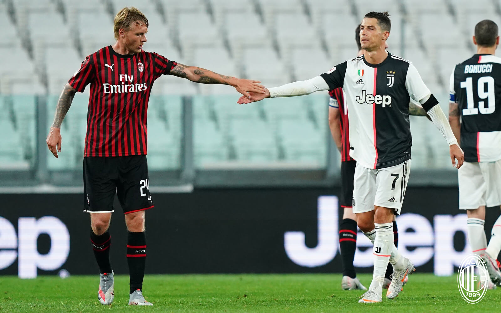 Kjaer Cristiano Ronaldo