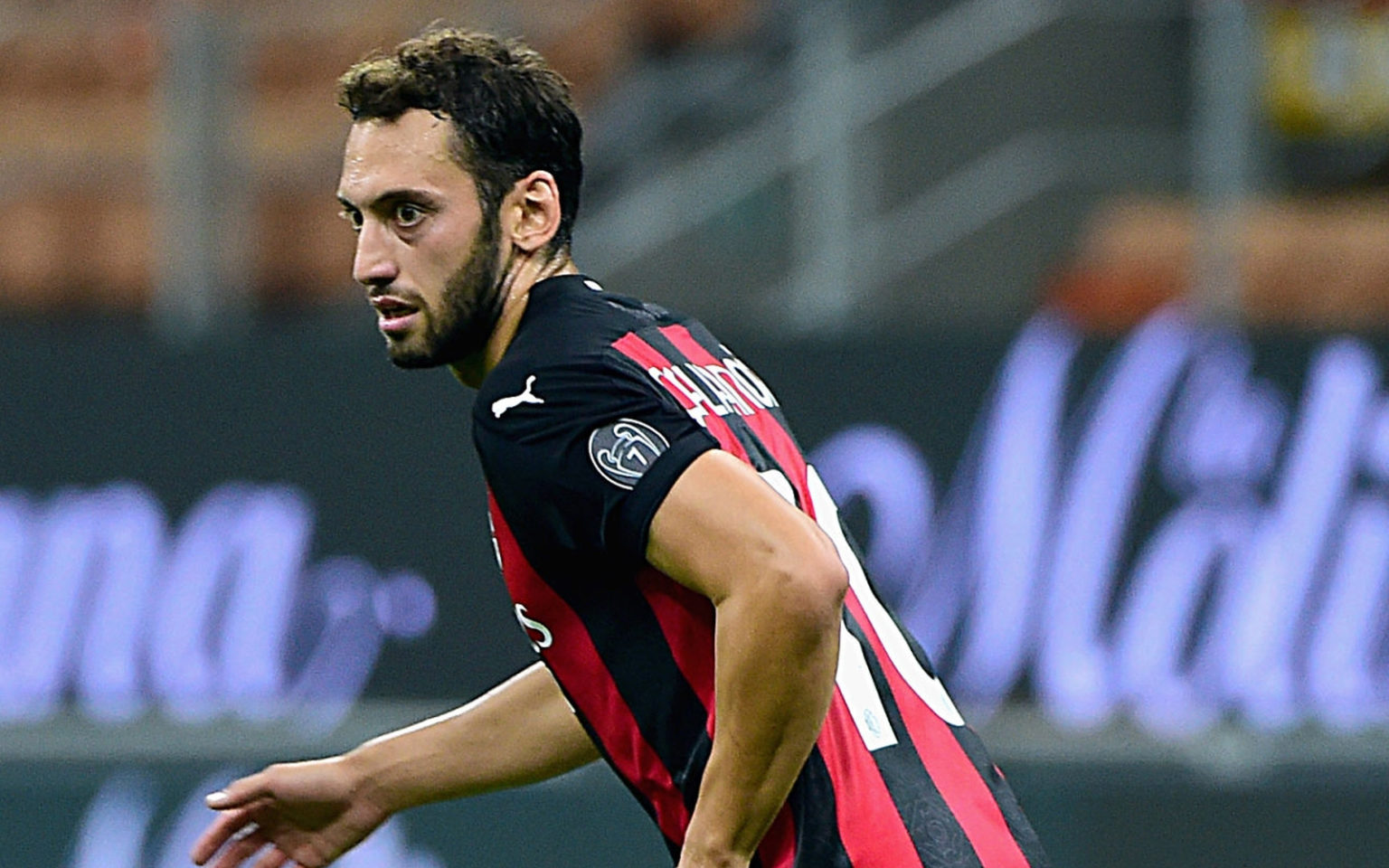 Milan, Hakan Calhanoglu: «Con Pioli gioco finalmente nella mia posizione»