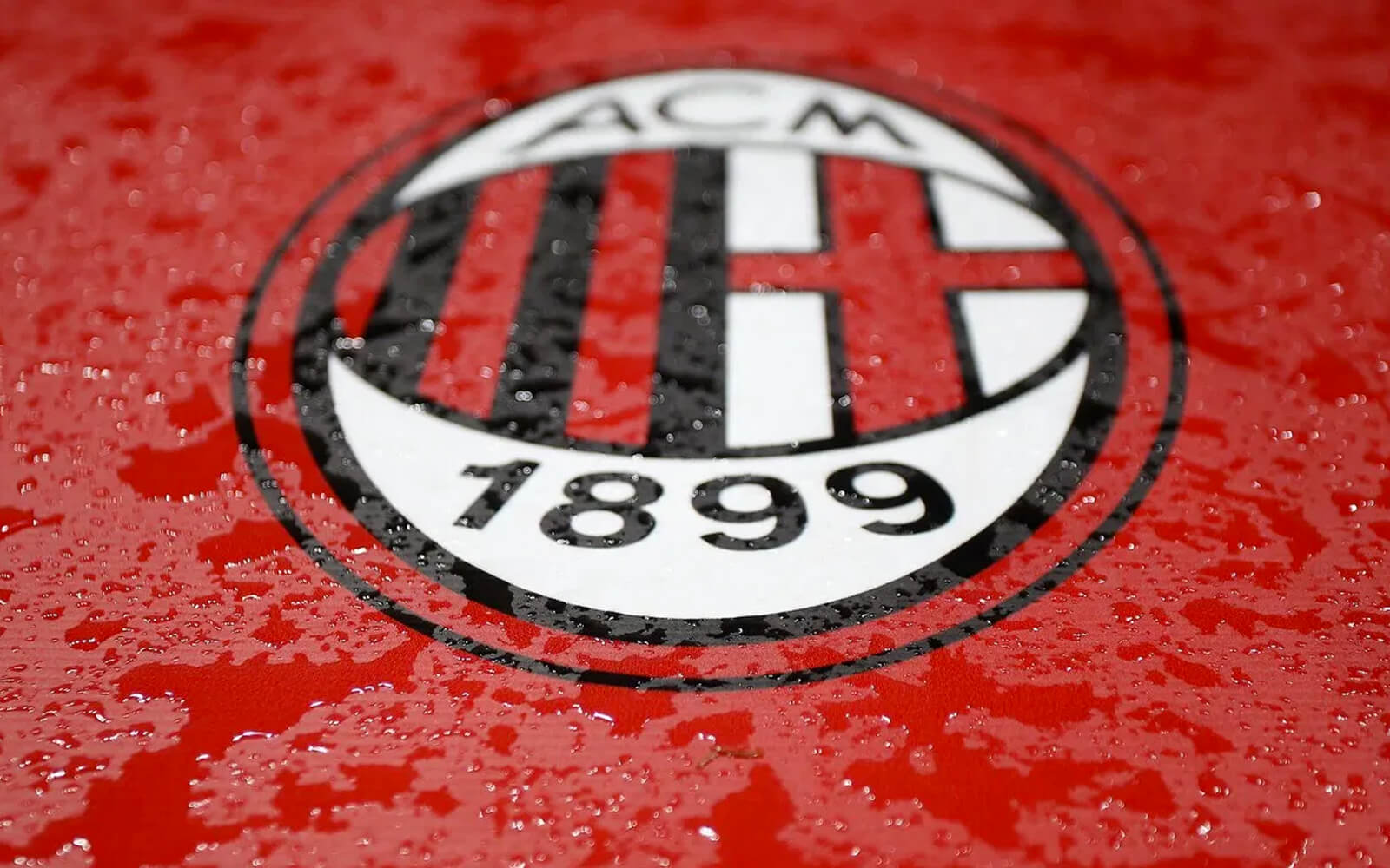 Milan: quarta maglia, omaggio alla street culture