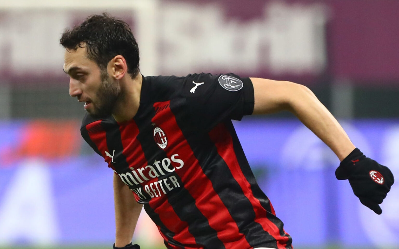 Calciomercato Milan, con un Calhanoglu così quanto il rinnovo?