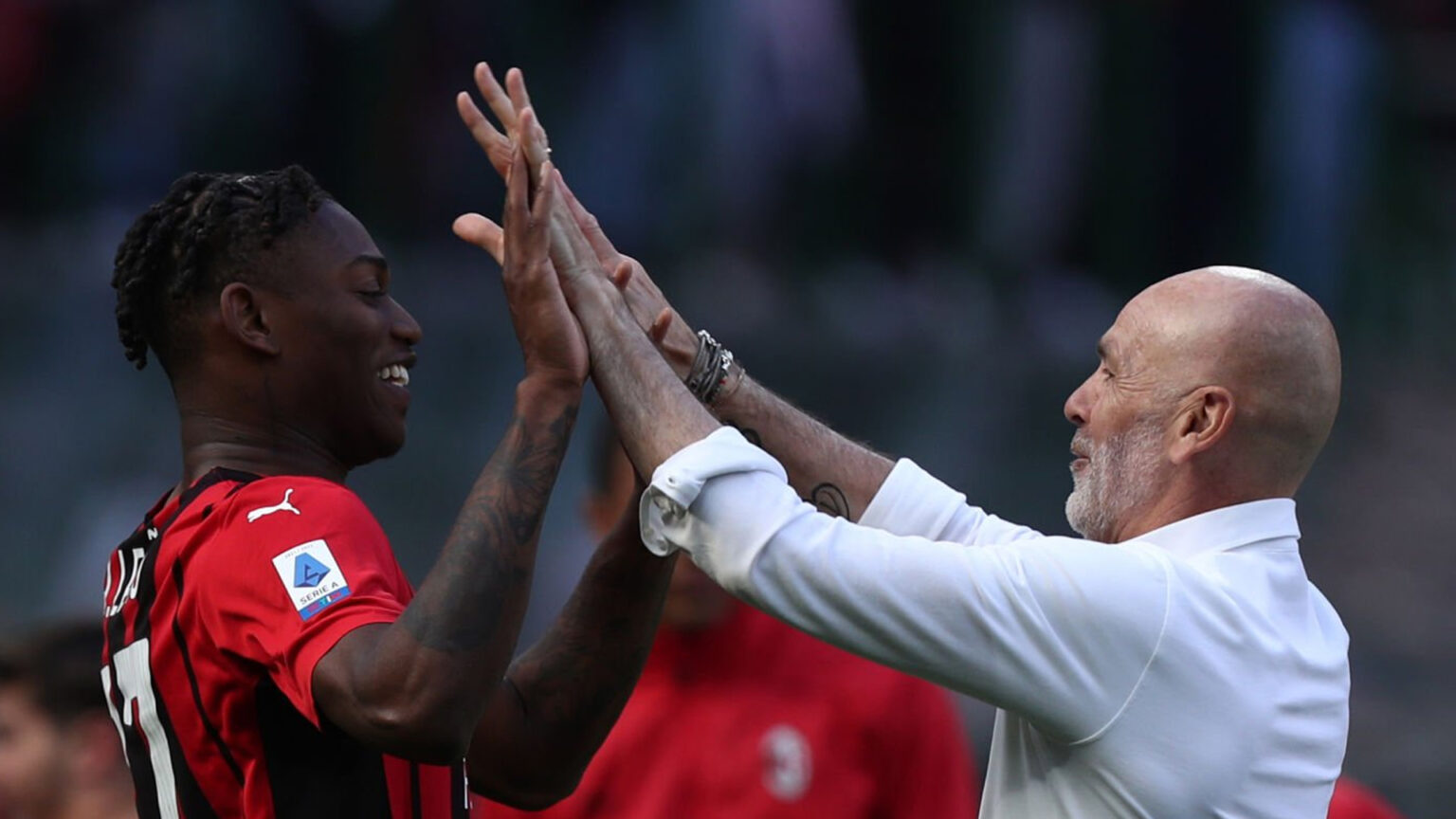 Milan, non muori mai Leao Pioli Milan non muori mai