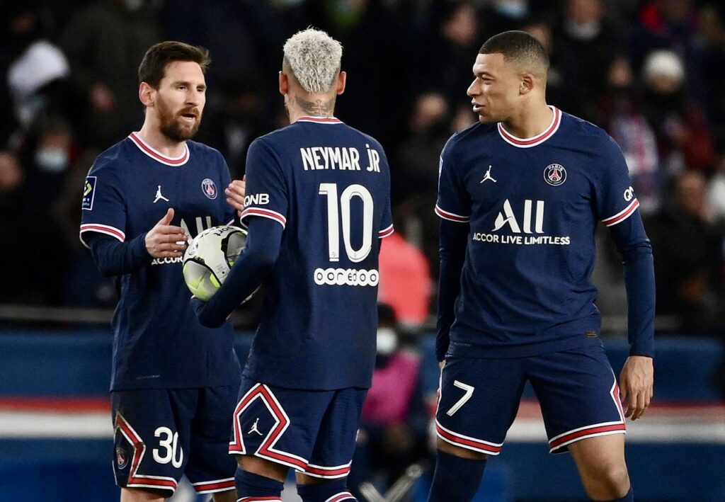 Milan, il Psg ancora in pressing ma i rossoneri dicono “no”