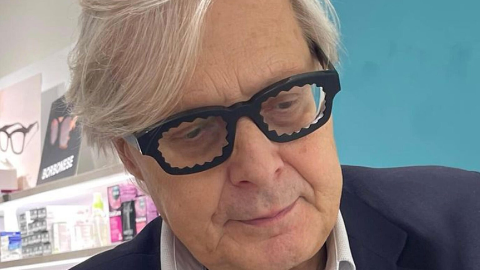 Milan, San Siro non si tocca: la dura lettera di Vittorio Sgarbi Vittorio Sgarbi (fonte: https://www.instagram.com/vittoriosgarbi/)