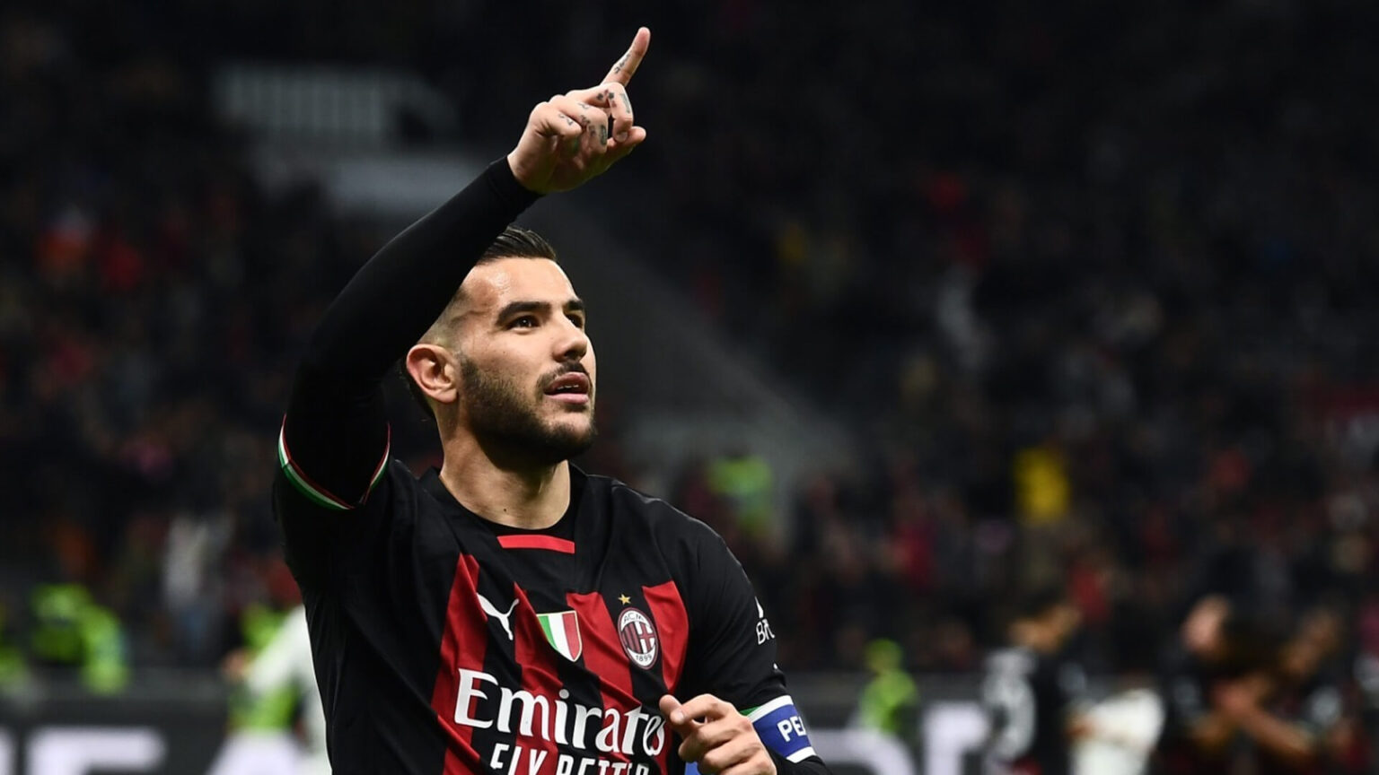 Calciomercato Milan, Giorgio Furlani vuole il vice Hernandez. I nomi Theo Hernandez in Milan-Spezia. (Credit: Image Photo Agency)