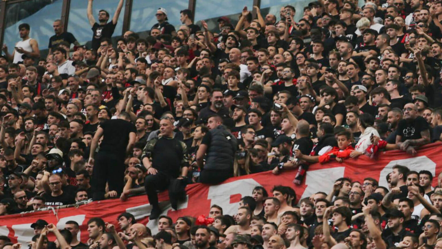 tifosi milan san siro