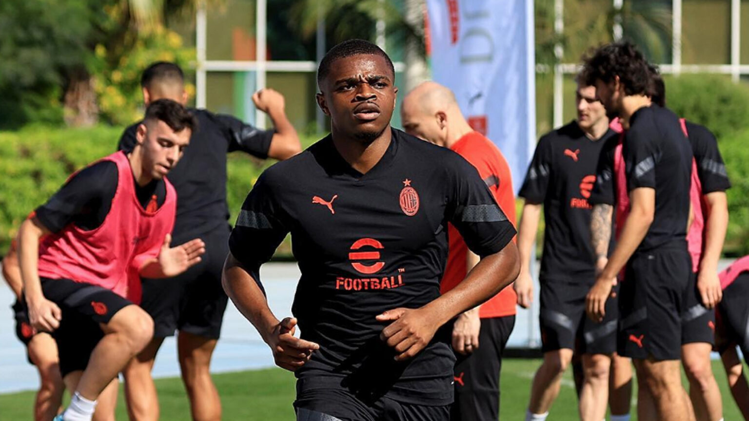 Milan-Arsenal, rossoneri al lavoro a Dubai. (Fonte: instagram.com/acmilan)