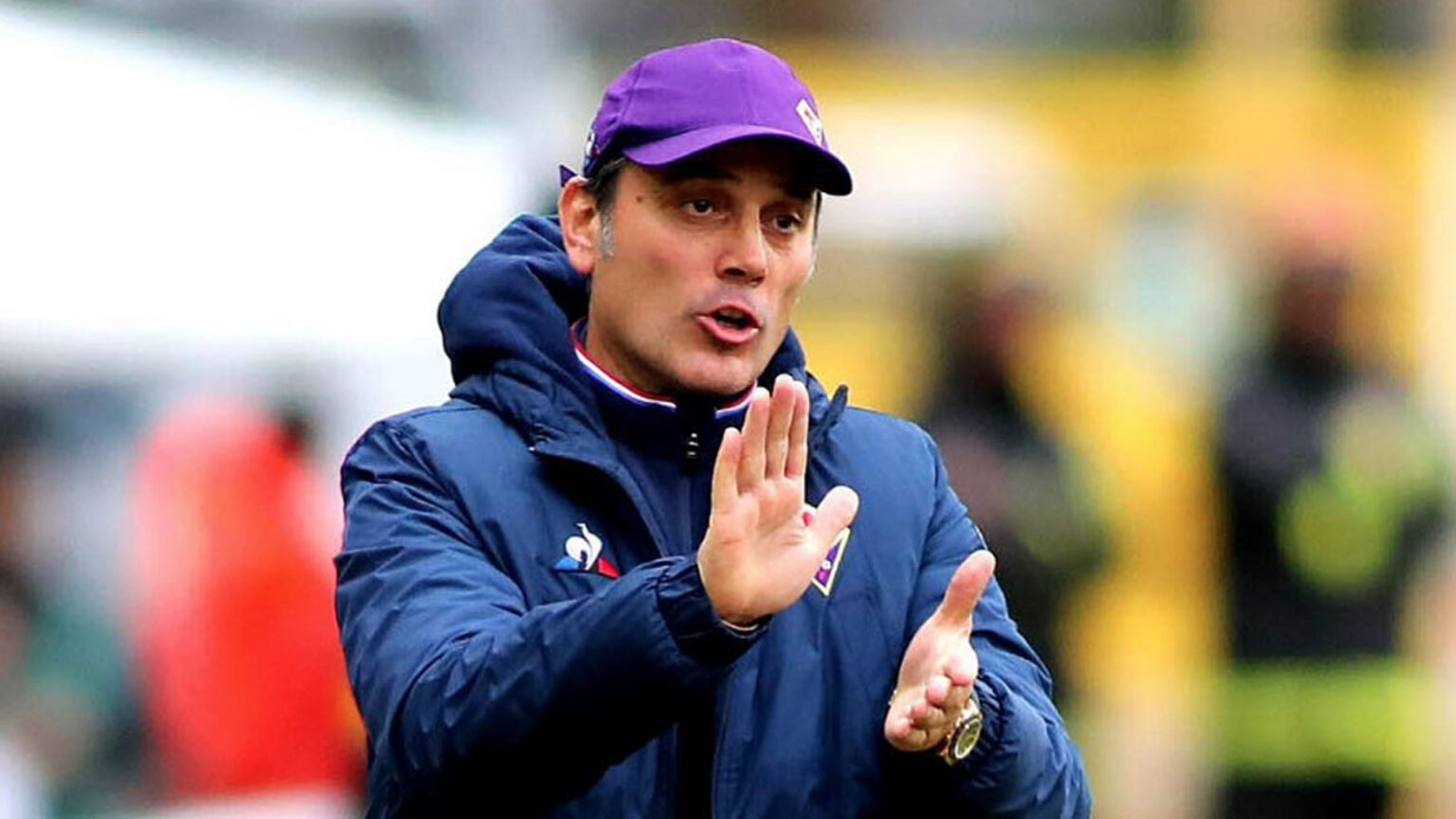 Milan, ringrazia Montella: puoi risparmiare una manciata di milioni Vincenzo Montella ha allenato il Milan nella stagione 2016-2017. (Fonte: instagram.com/coachmontellaofficial)