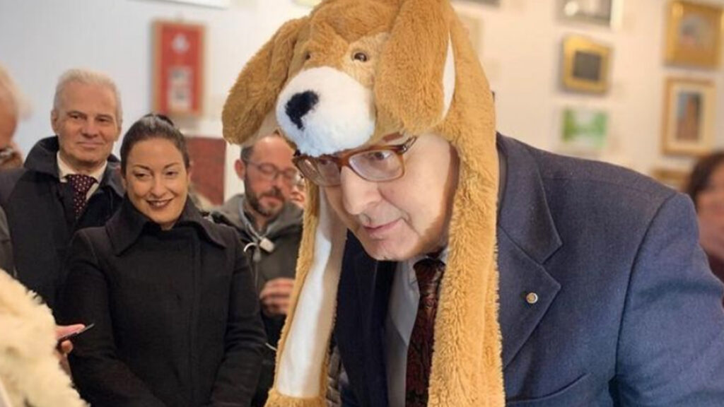 Vittorio Sgarbi è contro la demolizione di San Siro. (Fonte: instagram.com/vittoriosgarbi)