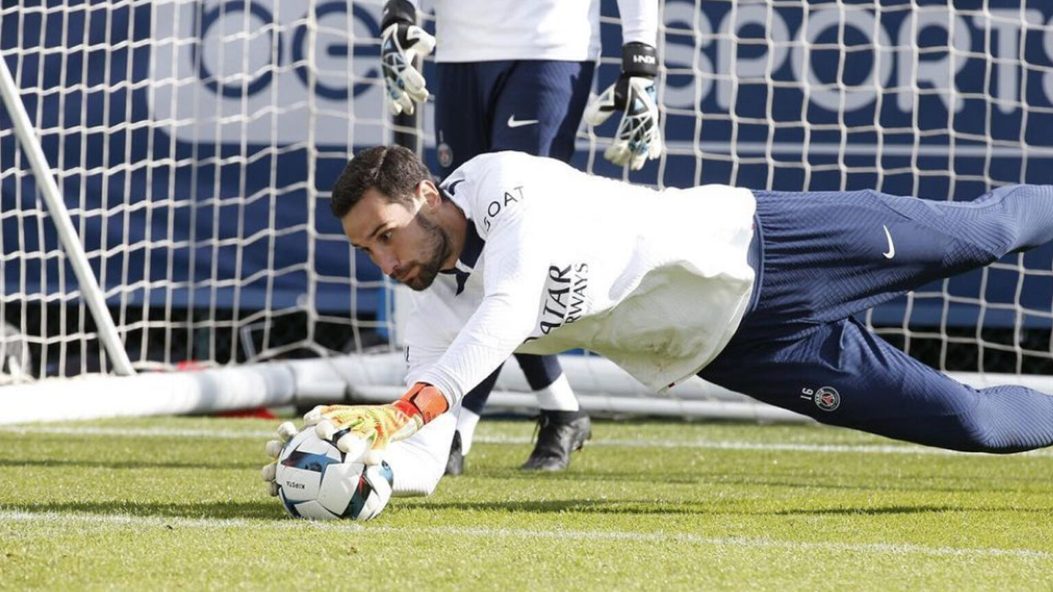 Milan, porta girevole: Vasquez ha firmato, ora si punta su Rico Calciomercato Milan, Sergio Rico in arrivo dal Psg. (Fonte: instagram.com/sergioricogonzalez1)
