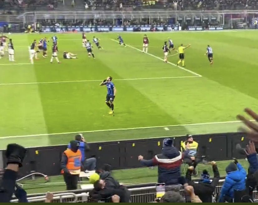 Calhanoglu zittisce la Curva Sud