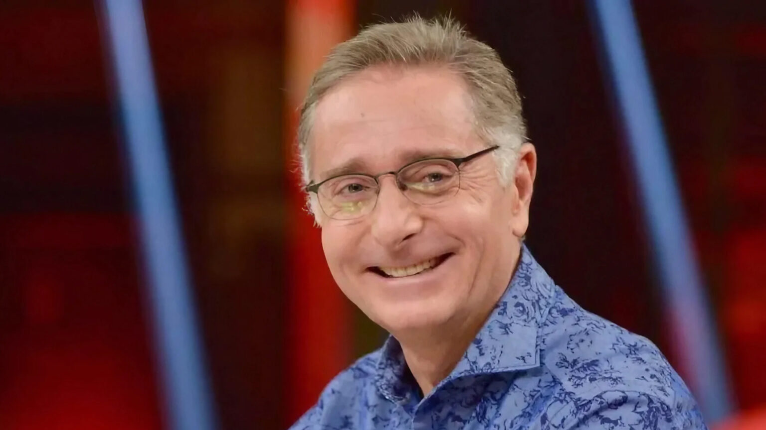 Milan, la metafora di Bonolis: «S’è sgonfiato come un soufflé» Paolo Bonolis, tifoso dell'Inter