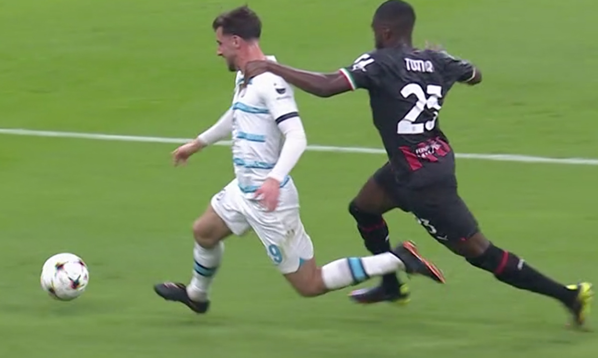 Il fallo di Tomori su Mount in Champions League