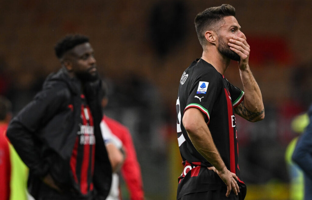 L'amarezza di Giroud dopo i due punti persi dal Milan contro la Cremonese a San Siro. (Credit: Image Photo Agency)