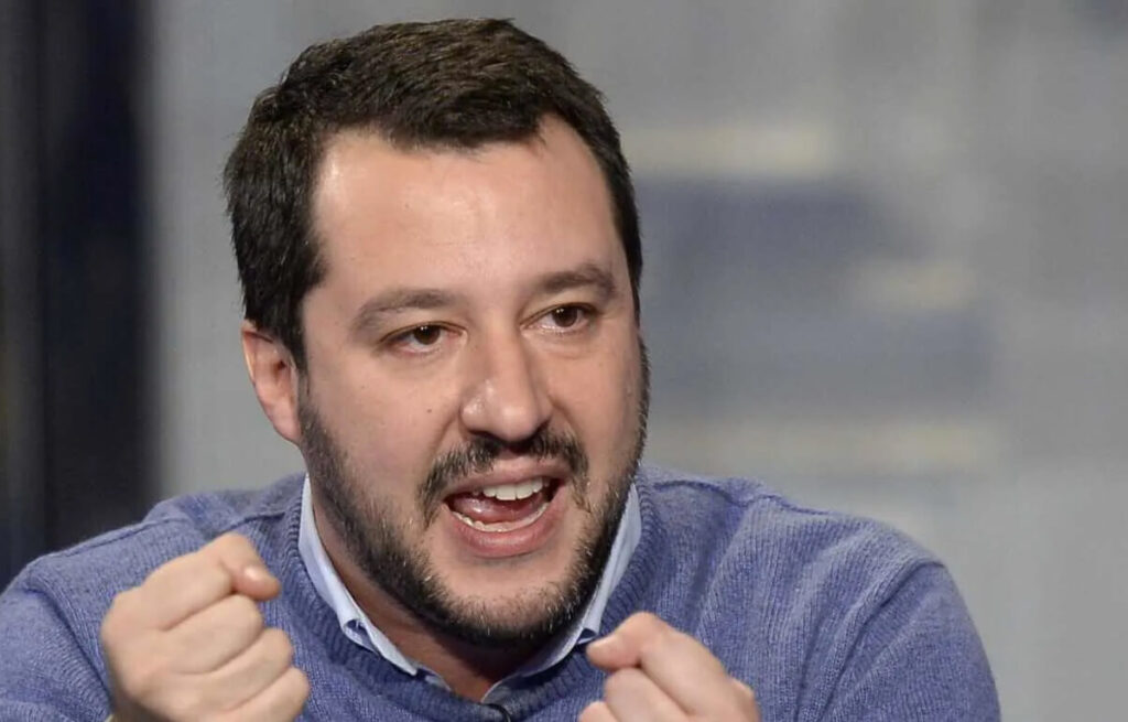 Matteo Salvini, che gaffe sui social dopo il ko del Milan.