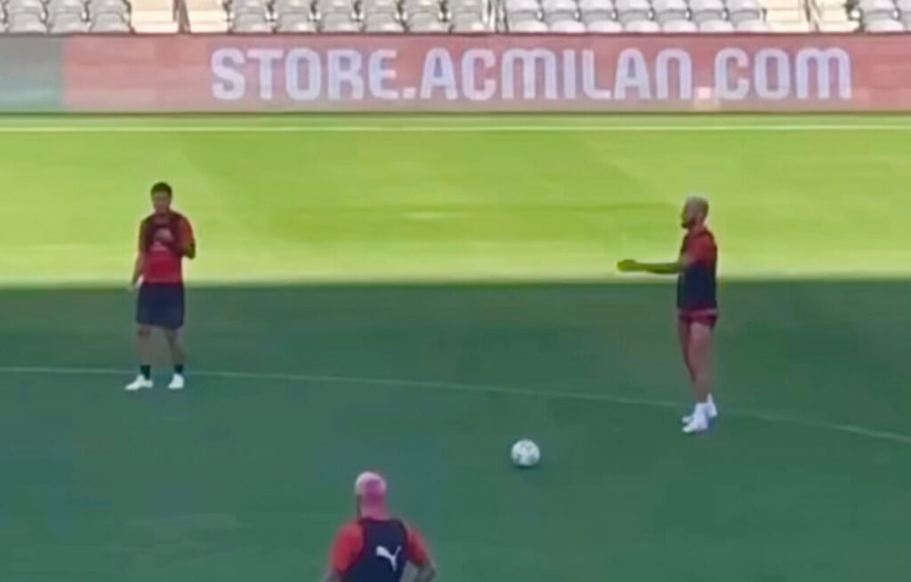 Silurio di Giroud in allenamento.