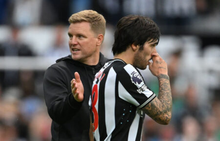 Eddie Howe e Sandro Tonali