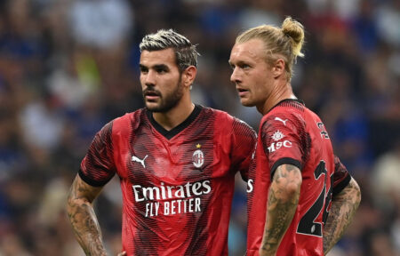 Theo Hernandez e Simon Kjaer