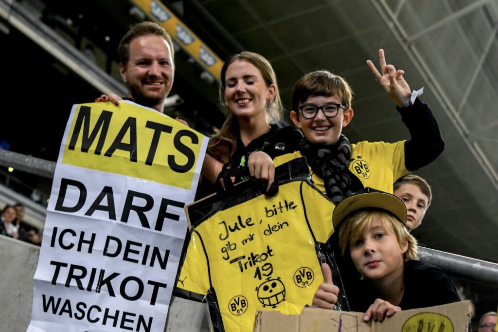 Verso Borussia-Milan, l’andamento dei tedeschi in Bundesliga Tifosi del Borussia Dortmund