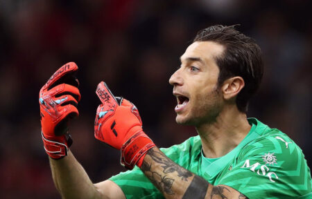 Antonio Mirante in Milan-Juventus