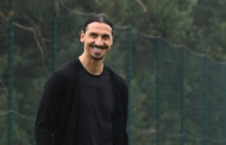 Milan, Ibrahimovic sorride a Milanello