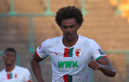 Renato Veiga corre capelli