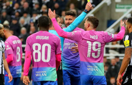 Milan, l’infortunio di Musah è più grave del previsto: out a Salerno Musah Giroud e Theo hernandez milan a newcastle terza maglia
