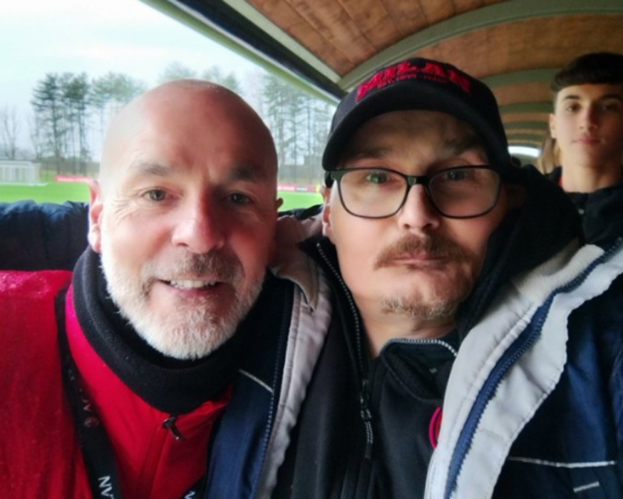 Pioli invita un tifoso a Milanello. E lui ringrazia via social