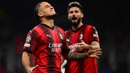 Verso Milan-Lecce, Noah Okafor si candida per un posto da titolare: fuori Giroud? okafor giroud milan lecce