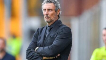 Milan-Lecce, Luca Gotti non ci sta: c’è un episodio che mi ha dato fastidio Verso Milan-Lecce, Luca Gotta lancia la sfida: ecco come fermeremo i rossoneri