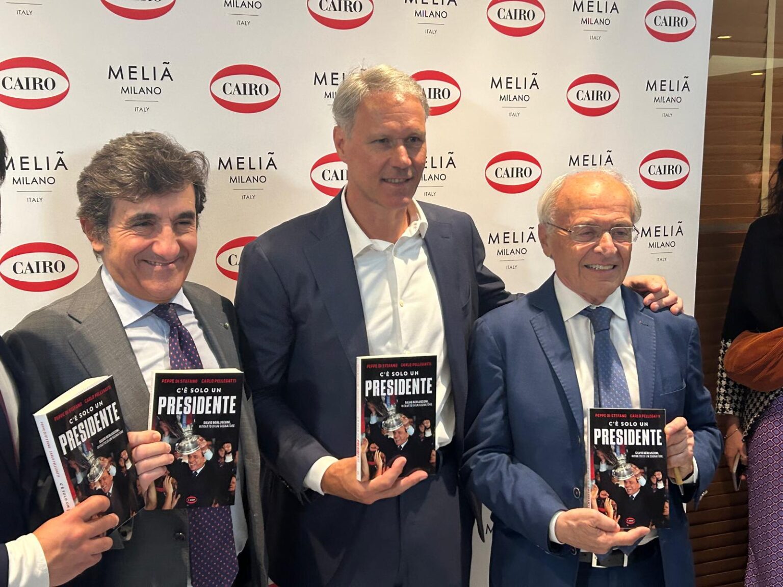 milan van basten su zirkzee