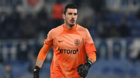 Calciomercato Milan, Geoffrey Moncada affonda il colpo per il vice Maignan. Ecco chi è calciomercato milan simone scuffet