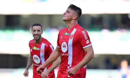 calciomercato milan, lorenzo colombo esulta con la maglia del Monza