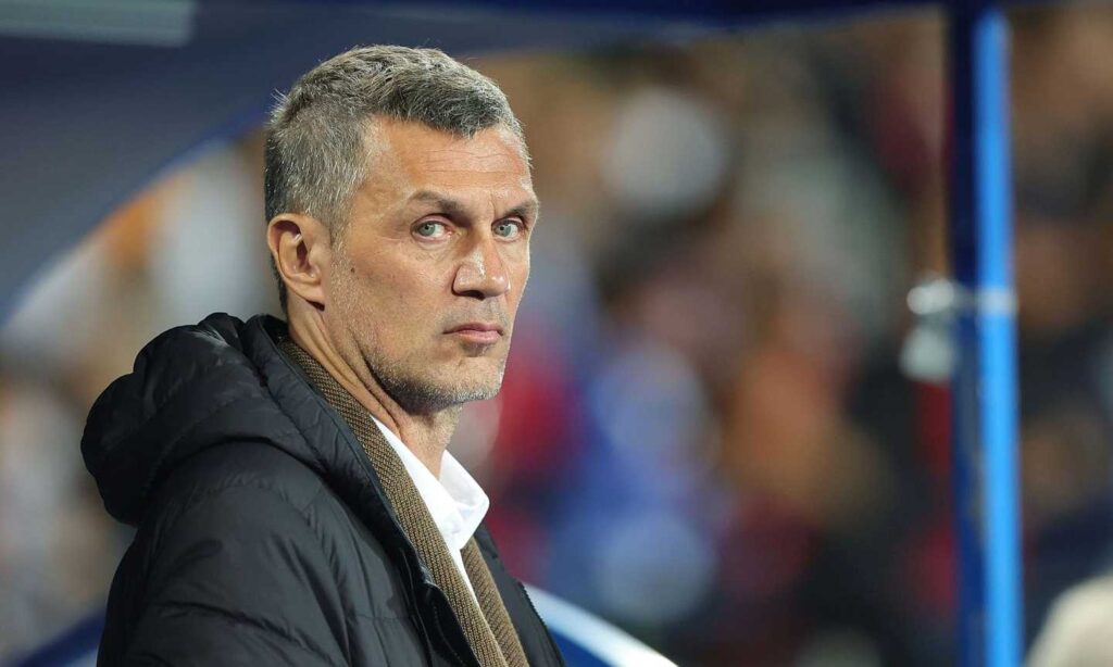 paolo maldini primo piano san Siro italia-francia