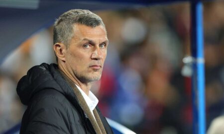 paolo maldini primo piano san Siro italia-francia