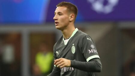 Milan, Francesco Camarda con la fidanzata Sofia champions league